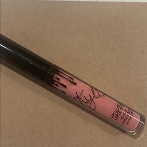Kylie matte liquid lipstick (koko k)